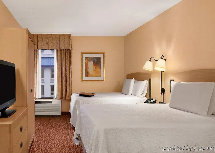 Hotel Hampton Chicago-midway Airport 3*