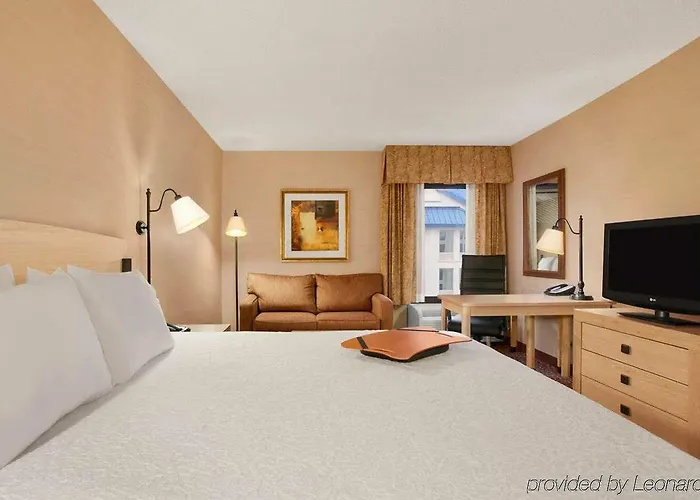 Hotel Hampton Chicago-midway Airport 3*